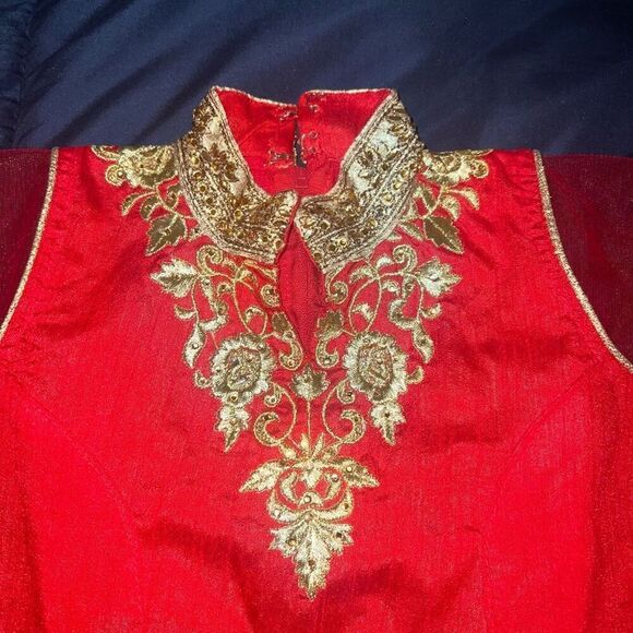 Indian kurta Bollywood outfit red gold baby toddler size 20 months - Picture 3 of 6